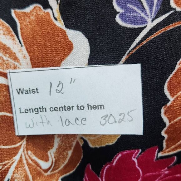 Band of the Free Black Floral Boho Midi Slip Skirt Size XS NWT Black Boho Skirt - Picture 10 of 10